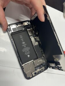 iPhone12バッテリー交換
