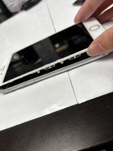 iPhone8バッテリー交換修理