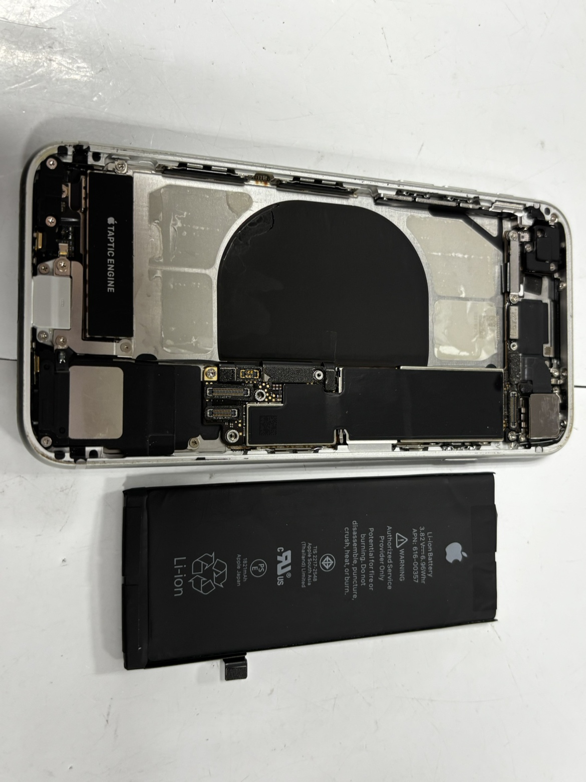 【修理事例】iPhone8バッテリー交換