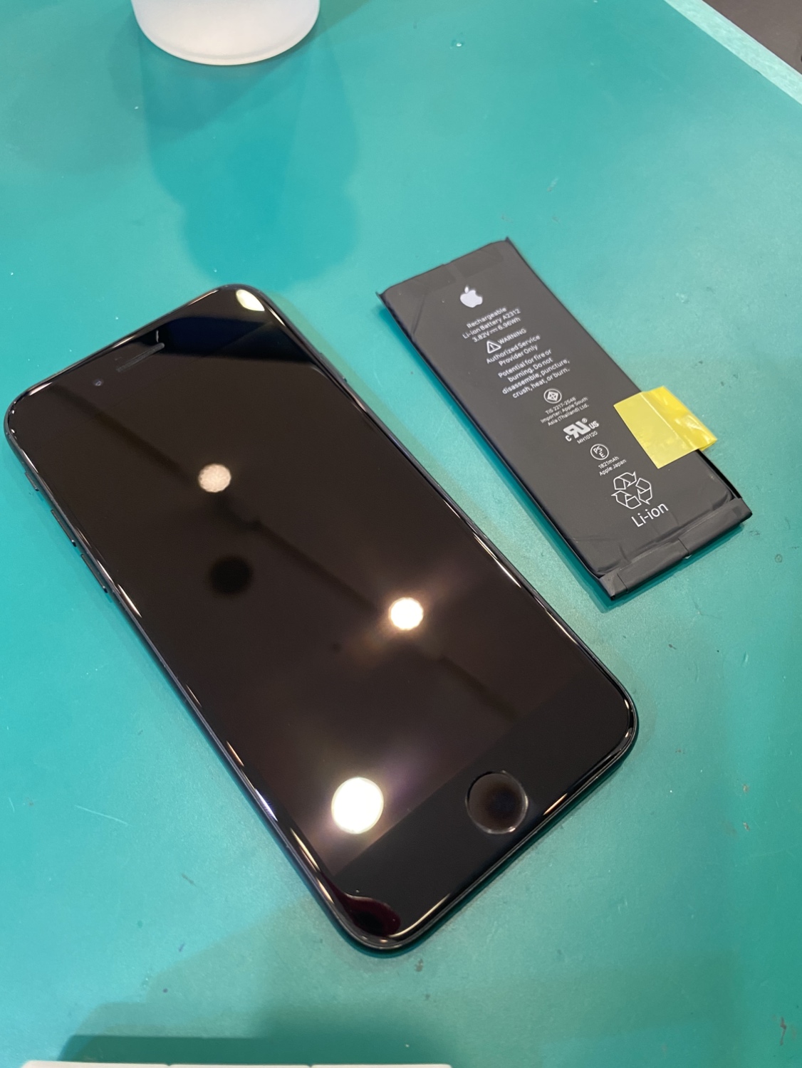【修理実例】iPhoneSE2バッテリー交換