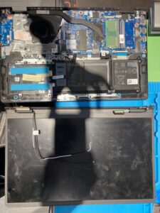 DELL 15 3520 液晶交換